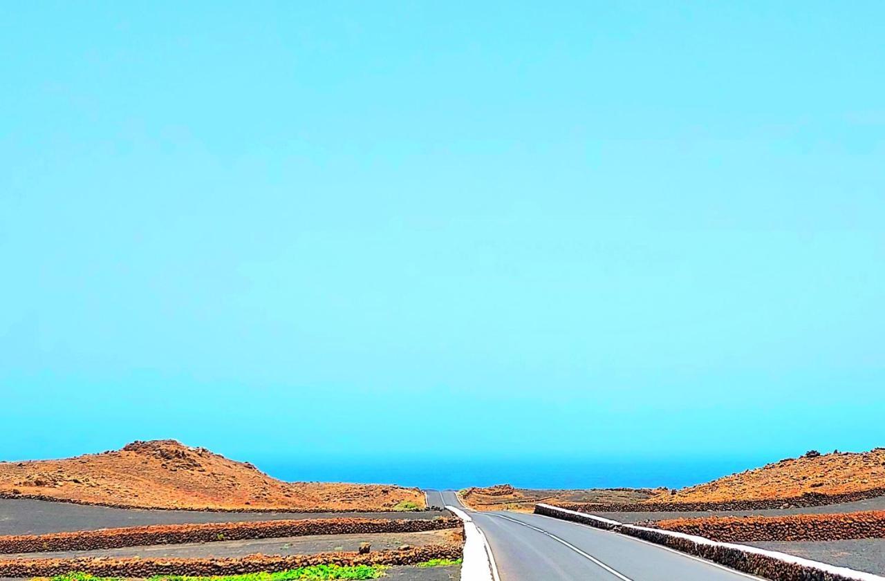 Апартаменты Lanzarote Ocean Loft A Тинахо Экстерьер фото